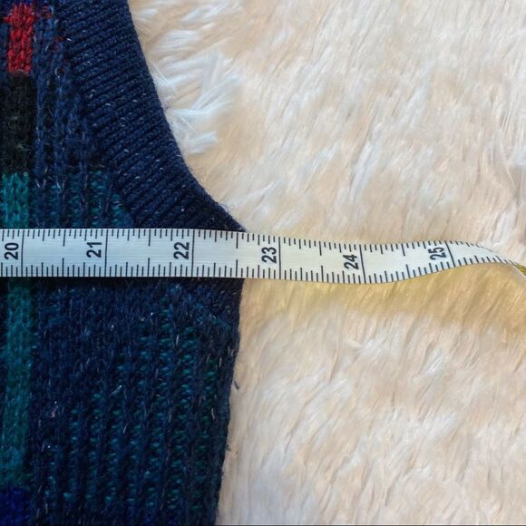 Jantzen Vintage Buttoned Knit Vest, Size Large - Picture 8 of 8